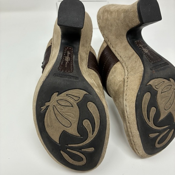 Born Crown Tan Brown Buckle Leather Suede Slide Mule Clogs Y2K Heel Womens 7 - Picture 13 of 13